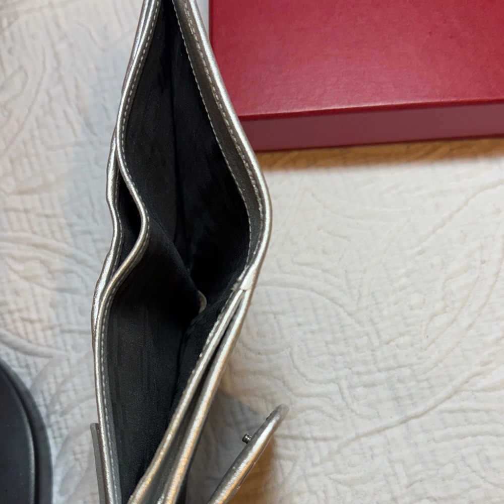 Salvatore Ferragamo Metallic Silver Wallet with Red Box! - Picture 10 of 16